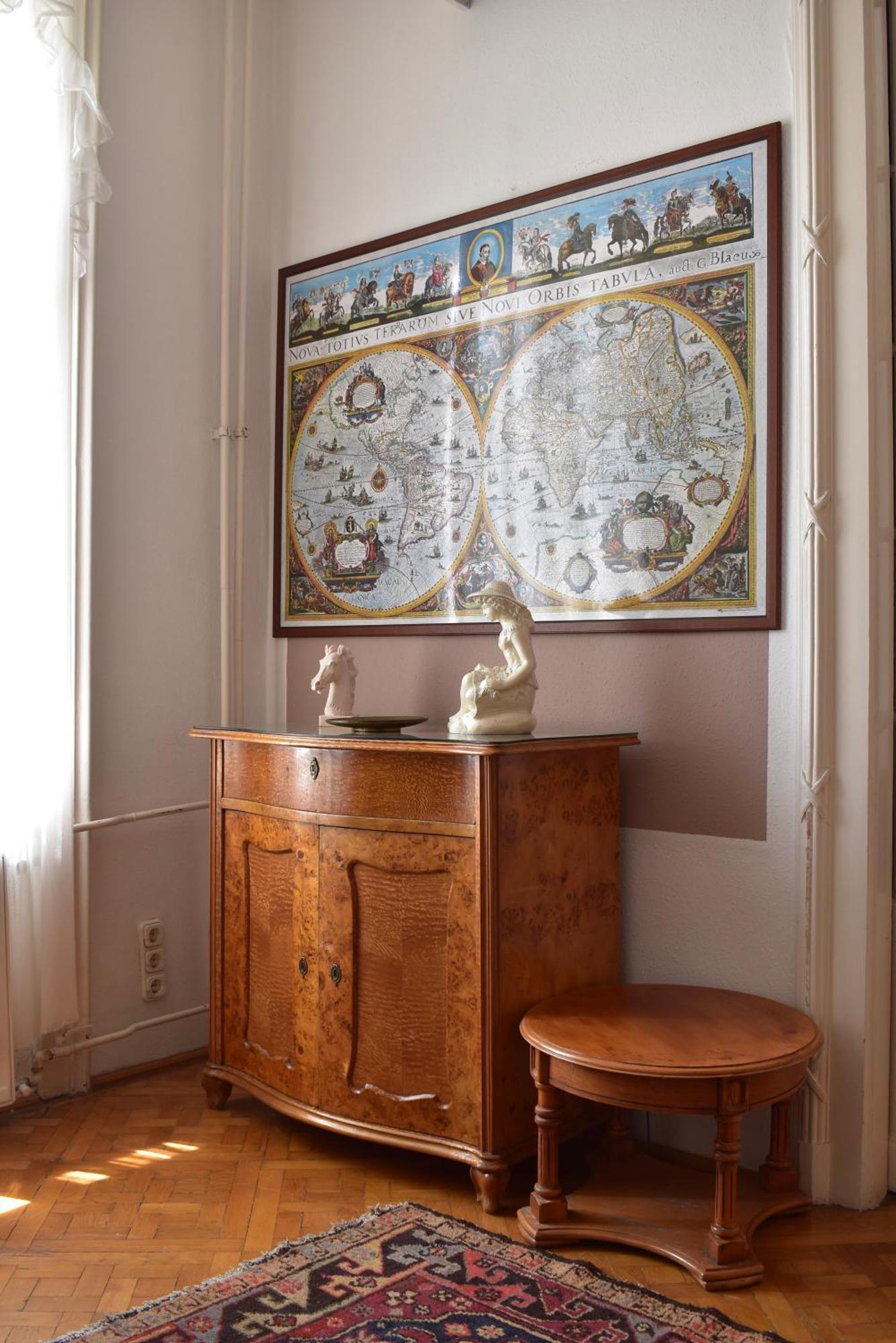Apartment Libra Grande Venetian Style Budapest